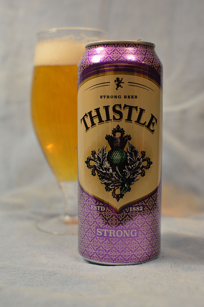 Strong beer. Thistle strong пиво. Пиво Thistle Draught. Thistle Lager пиво светлое. Thistle strong 7.7.
